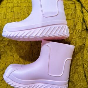 Adifom Superstar pink winter boot
